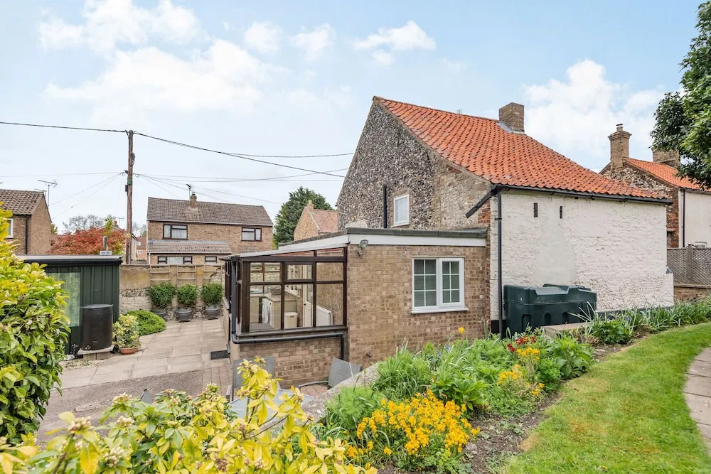 Violet Cottage