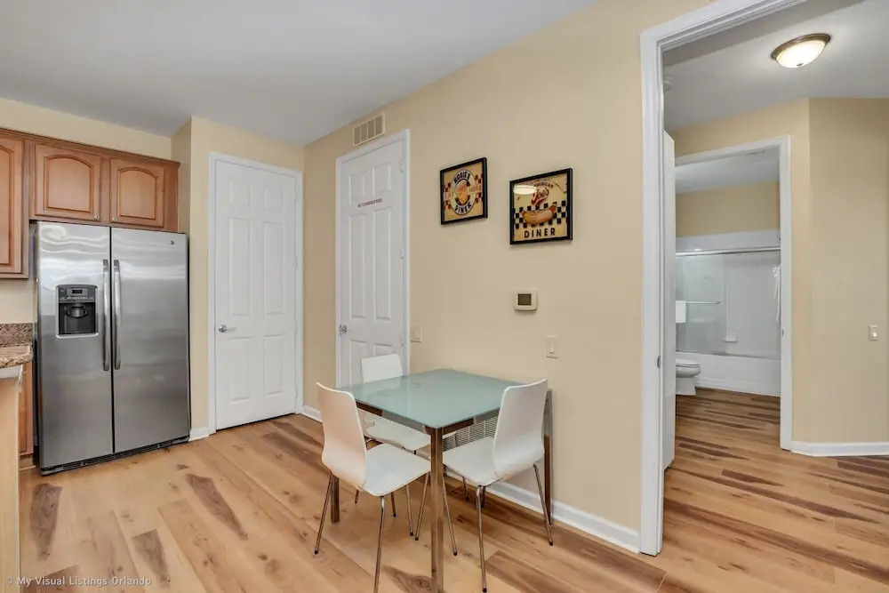 Polished, Luxurious Condo in Vista Cay, Near Themed Parks! #4vc206