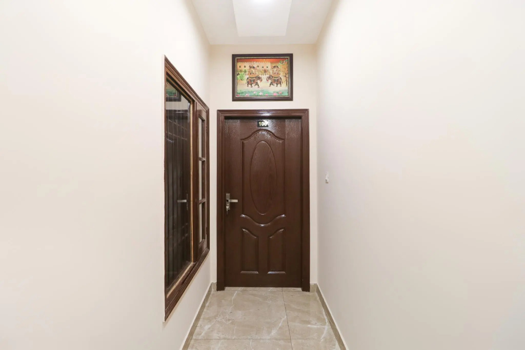 OYO 66975 Hotel Payal