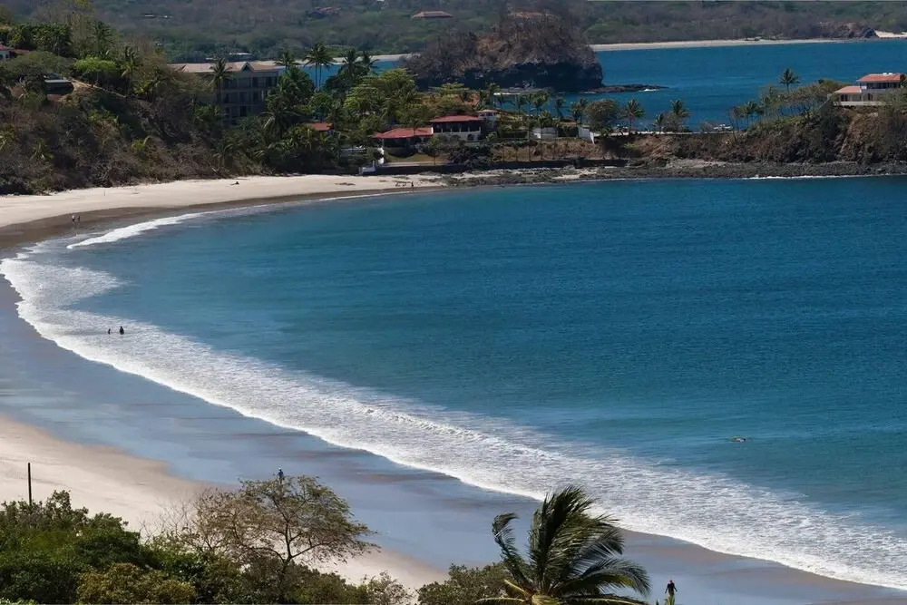 Ocean View Condo - Few minute walk to the beach and restaurants