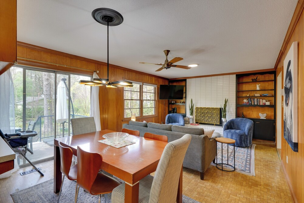 Quiet Downtown Cary Home w/ Screened Porch
