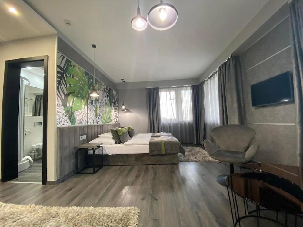 Central Passage Hotel