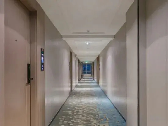 Yahao Garden Hotel (Tangwei Store, Shenzhen International Convention and Exhibition Center)
