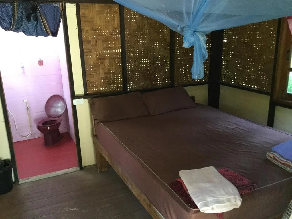 Aow Yai Bungalows