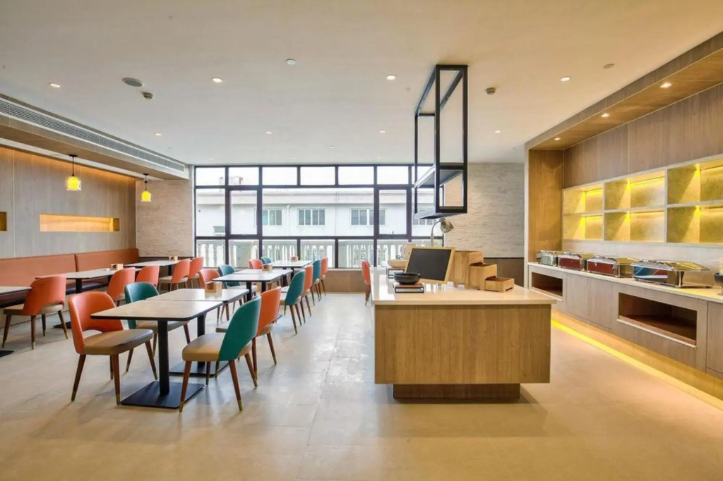 HanTing Hotel (Ningbo Jishigang Outlets)