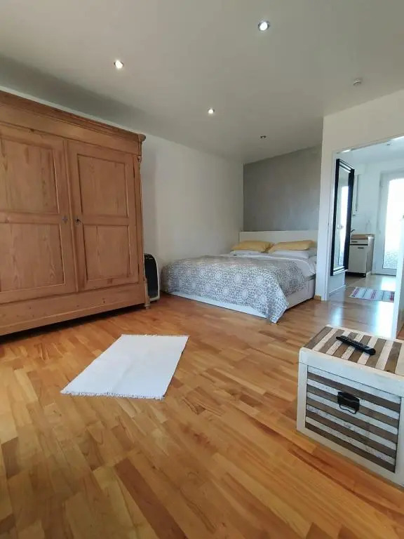Gl Town Apartment