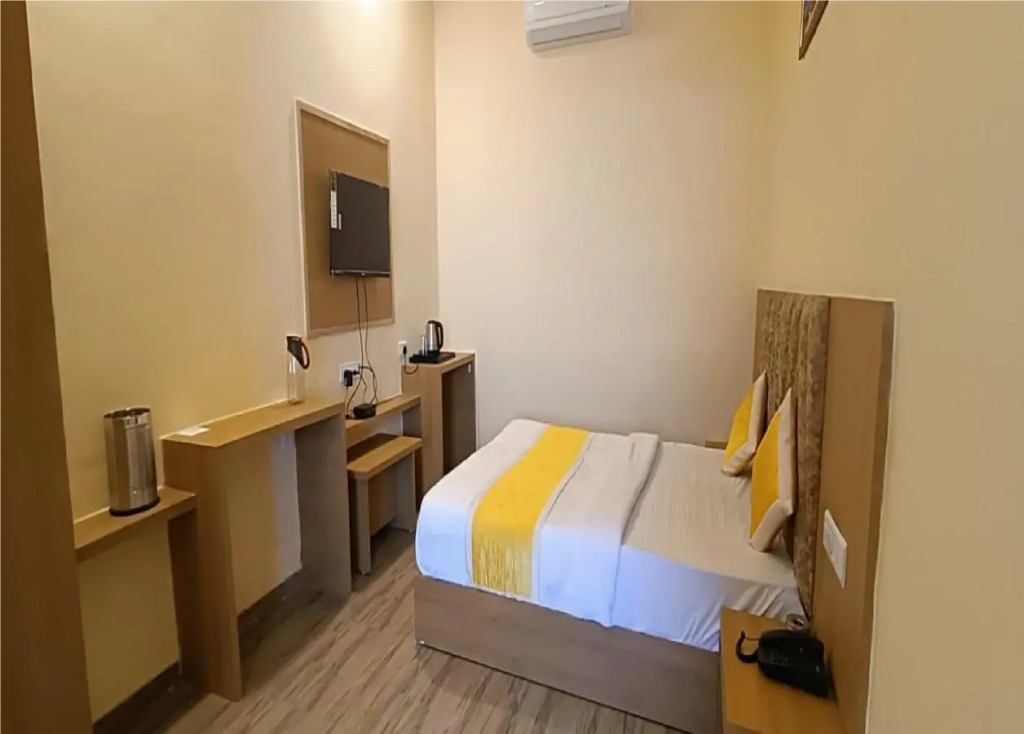 Hotel Fun Park Sanand