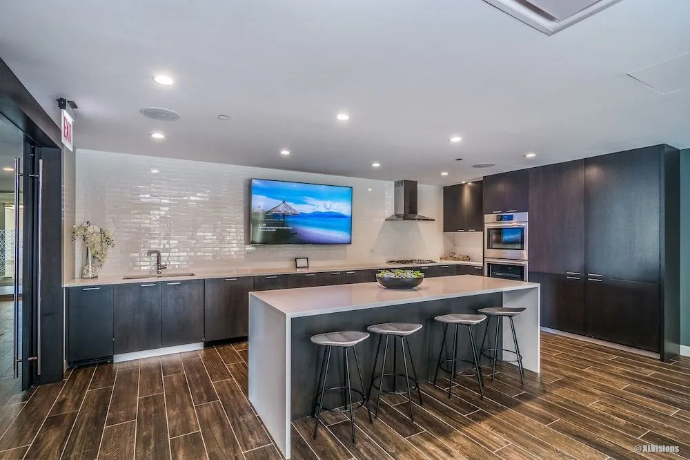 Apartment in River North with Balcony