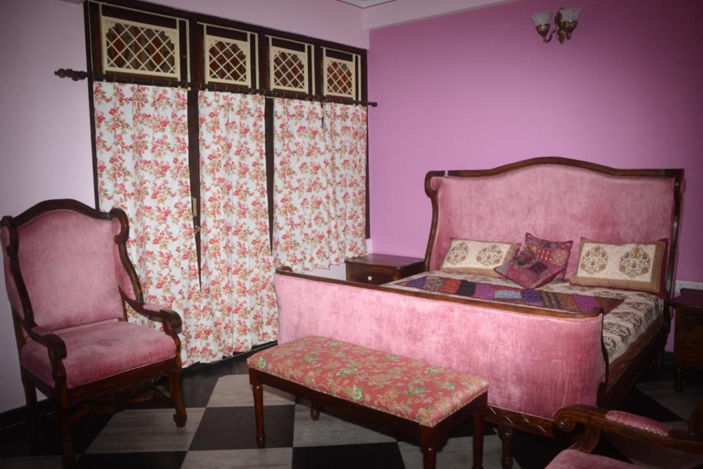 Court Shekha- (B&B Accommodation)