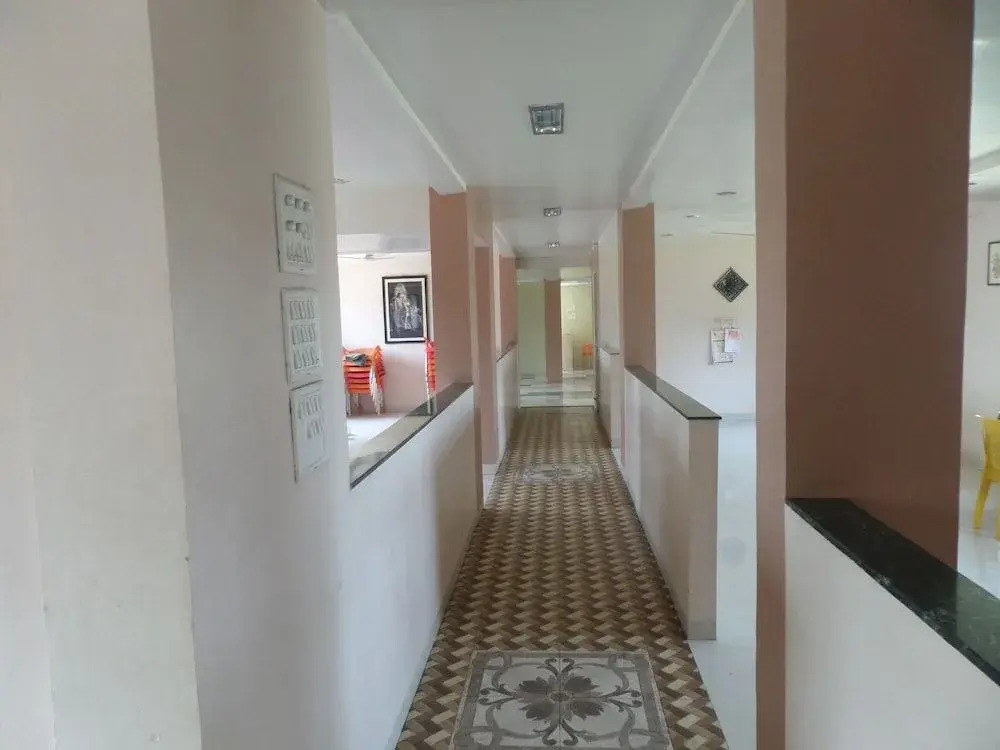 Hotel Ladli Lodging