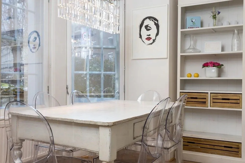 Kings Cross House Sleeps 6