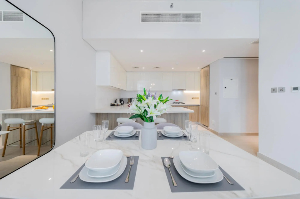 DXB - LIV Residence - 906 - DM
