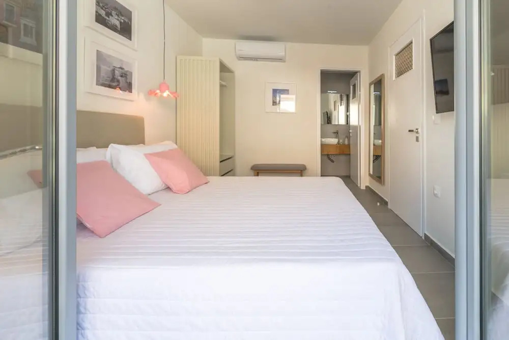 Rotunda Suites