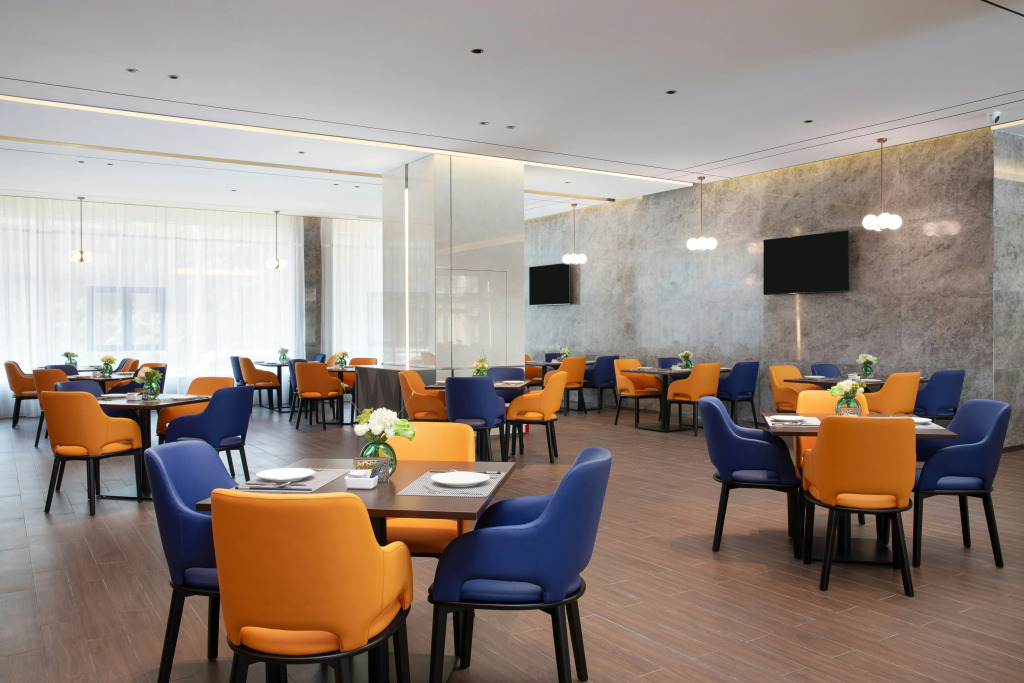 Hampton by Hilton Haikou East Railway Station