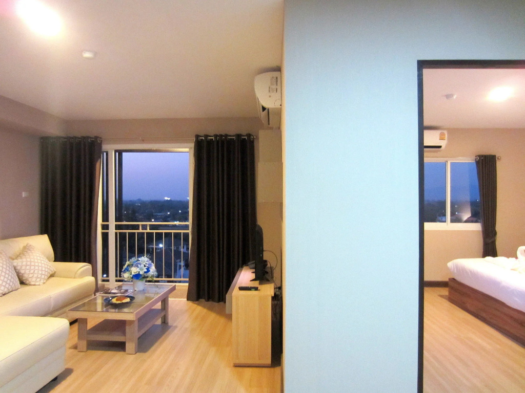 Life Grand Hotel