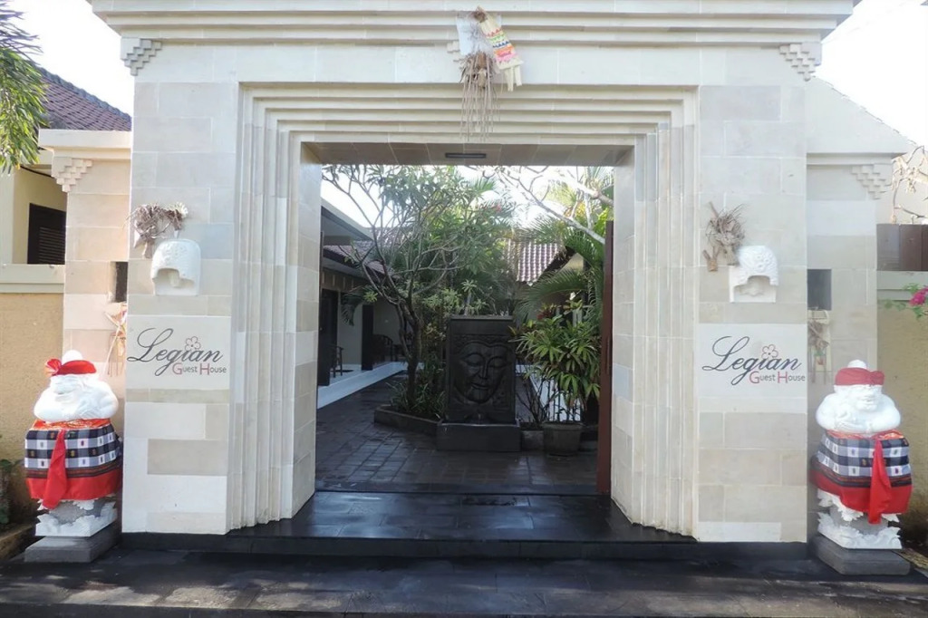 Andari Legian