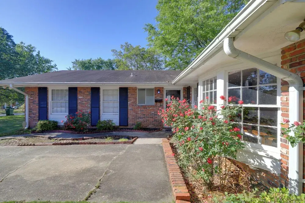 'the Ranger House' Columbus Home: Fenced Backyard