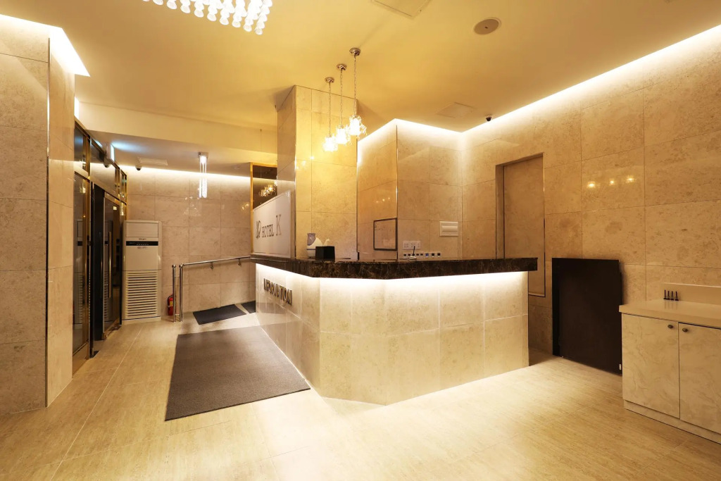 Hotel K
