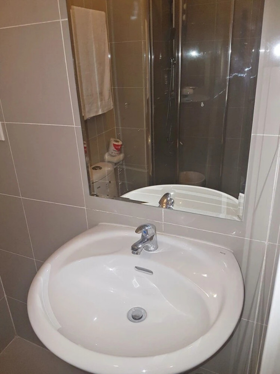 High-Tech Studio at Grass Residences -2 persons only, Quezon City