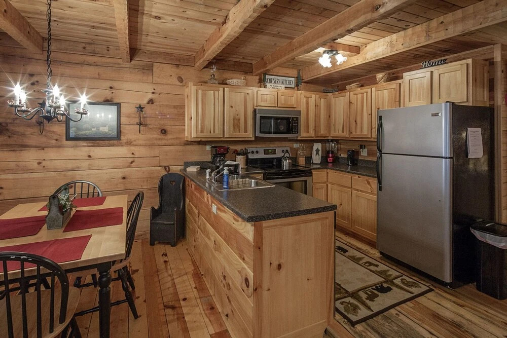 Jalyns Treehouse by Eagles Ridge Resort