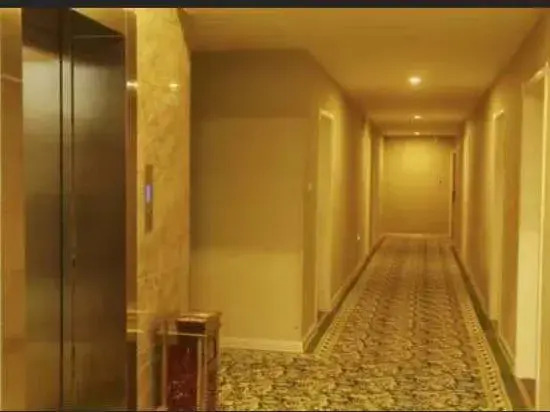 Huaibei Jiangnan Hotel (Train Station North Square Branch)
