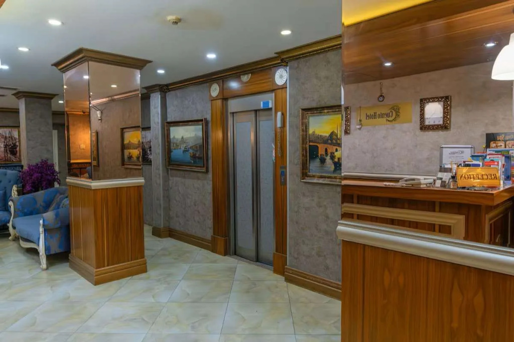 Cuento Hotel