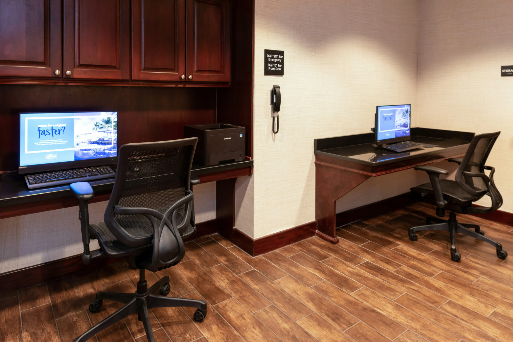 Hampton Inn Greensboro Airport