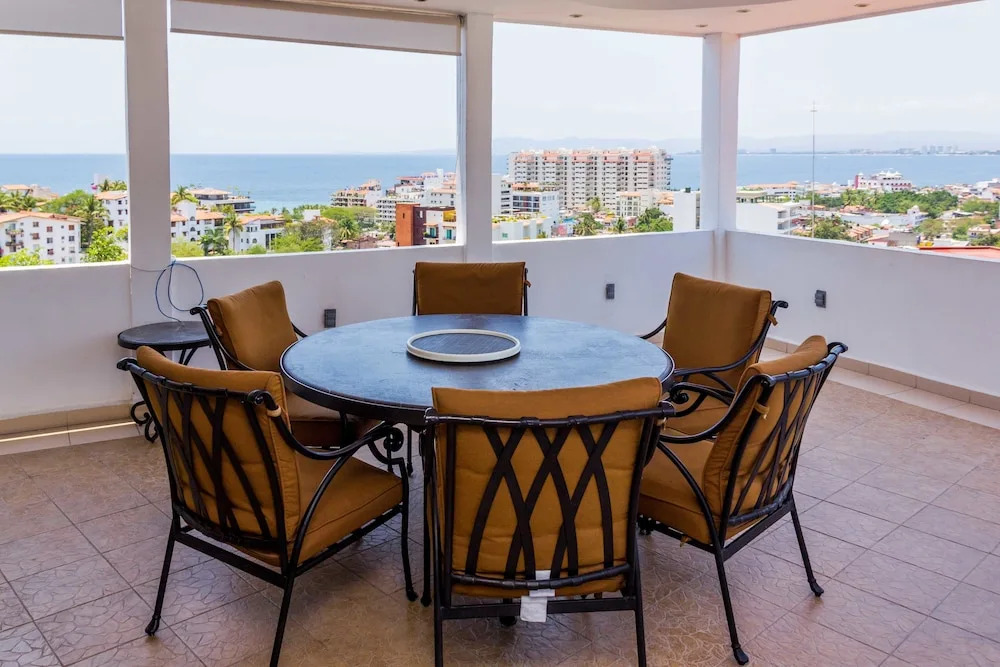 Casa Colibri by Vallarta Stays
