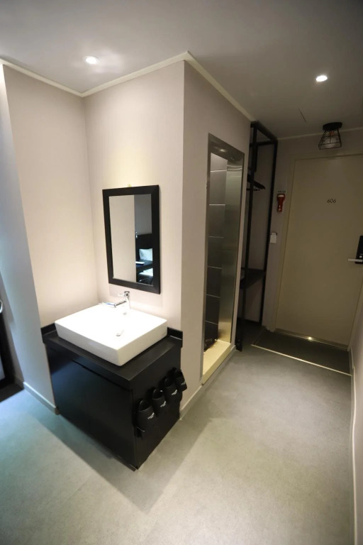 Subway Hotel