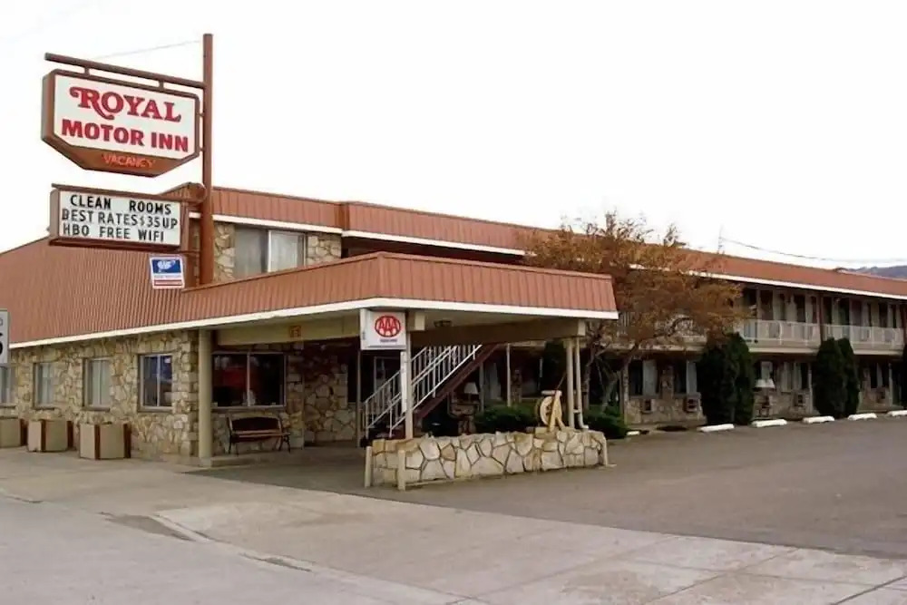 Royal Motor Inn