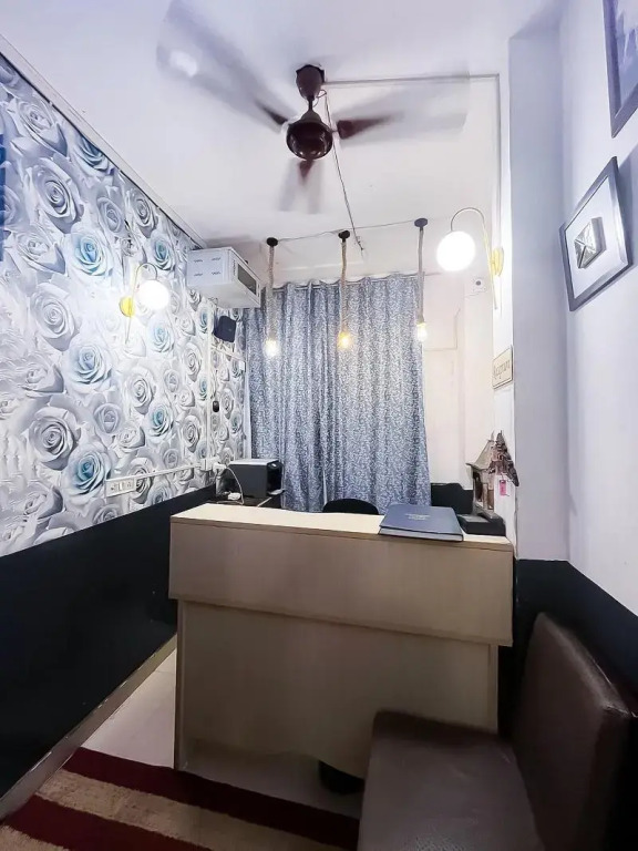 Roomshala 116 Krishna Villa