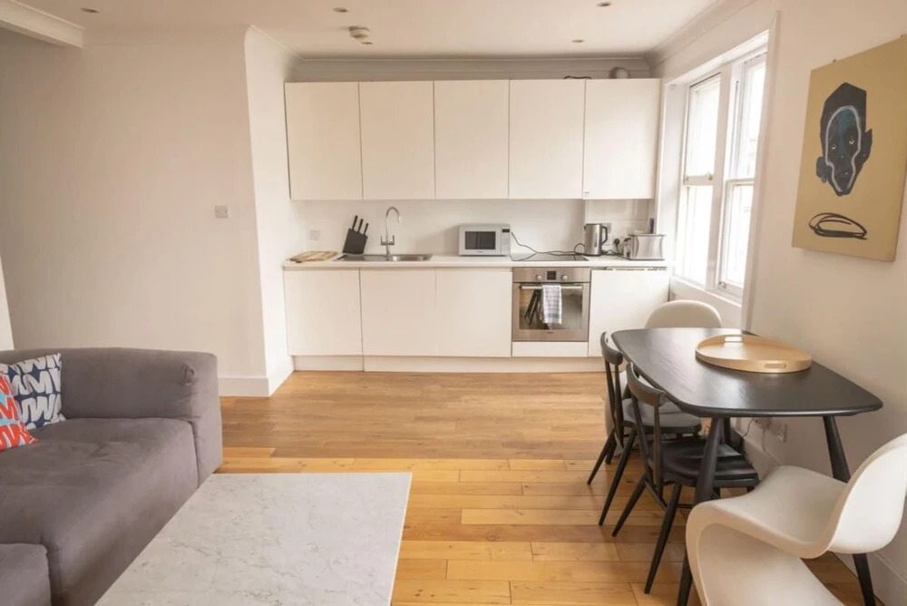 The Hyde Park Wonder - Beckoning 2bdr Flat