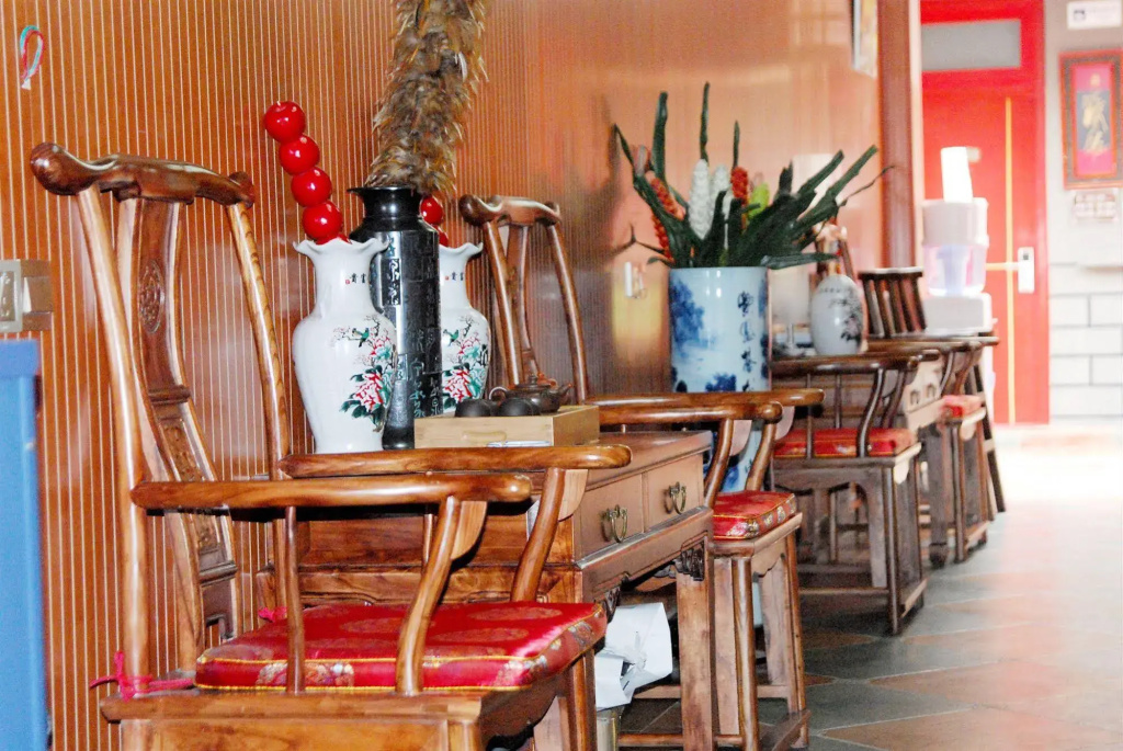 Happy Dragon Courtyard Hotel Beijing Forbidden City Lama Temple