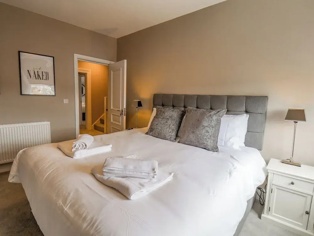 Church View Apartment