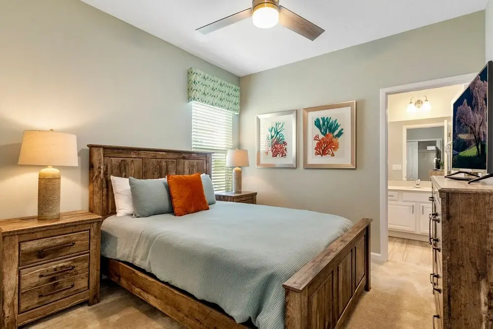 Lake Views, Private Pool & Spa, Games Room..
