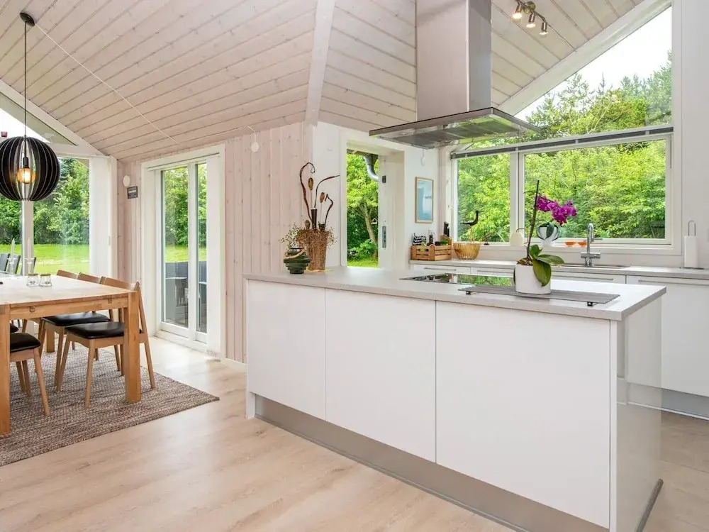 6 Person Holiday Home in Oksbol