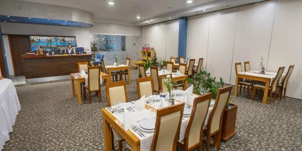 Hotel Krzywaczka  