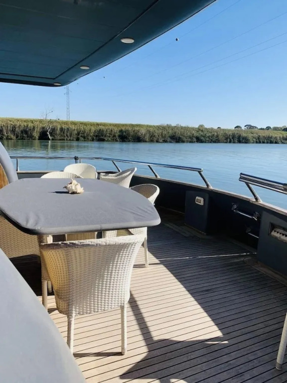 Davidon Yacht