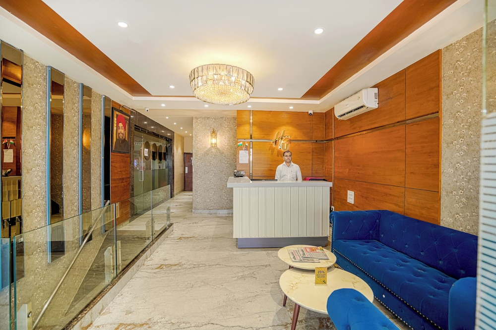 Hotel Highway Greens Near VR Punjab Mall Airport Road Mohali Chandigarh