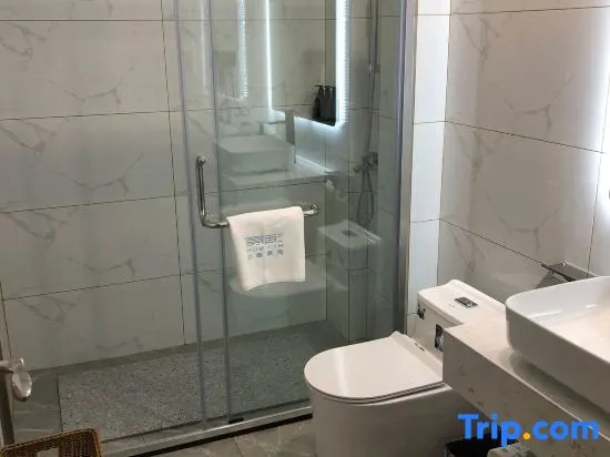 Foshan Haichen Hotel (Zhuroupo Private Cuisine Ronggui Head Store in Shunde Store of Tianyou City)