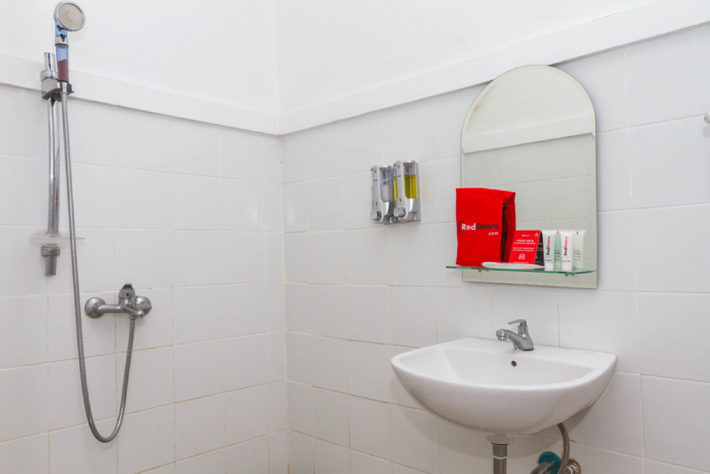 RedDoorz Plus near Sukajadi 2
