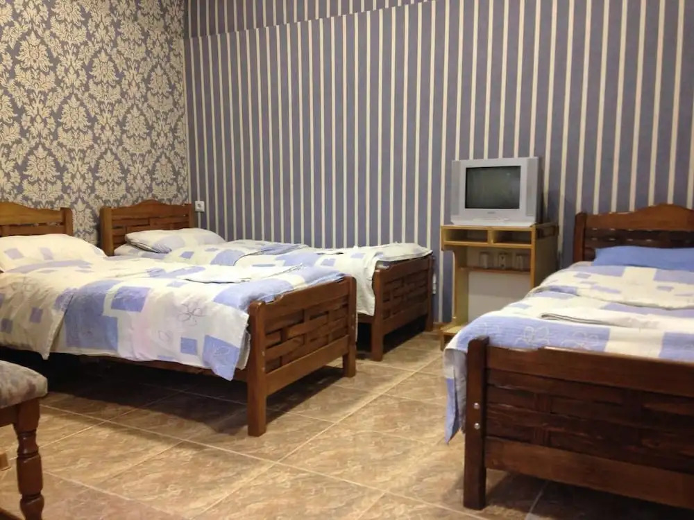 Meidani Guest house