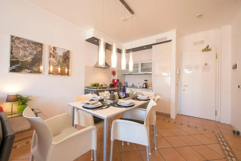 Budget Village Apartments - Porto Letizia