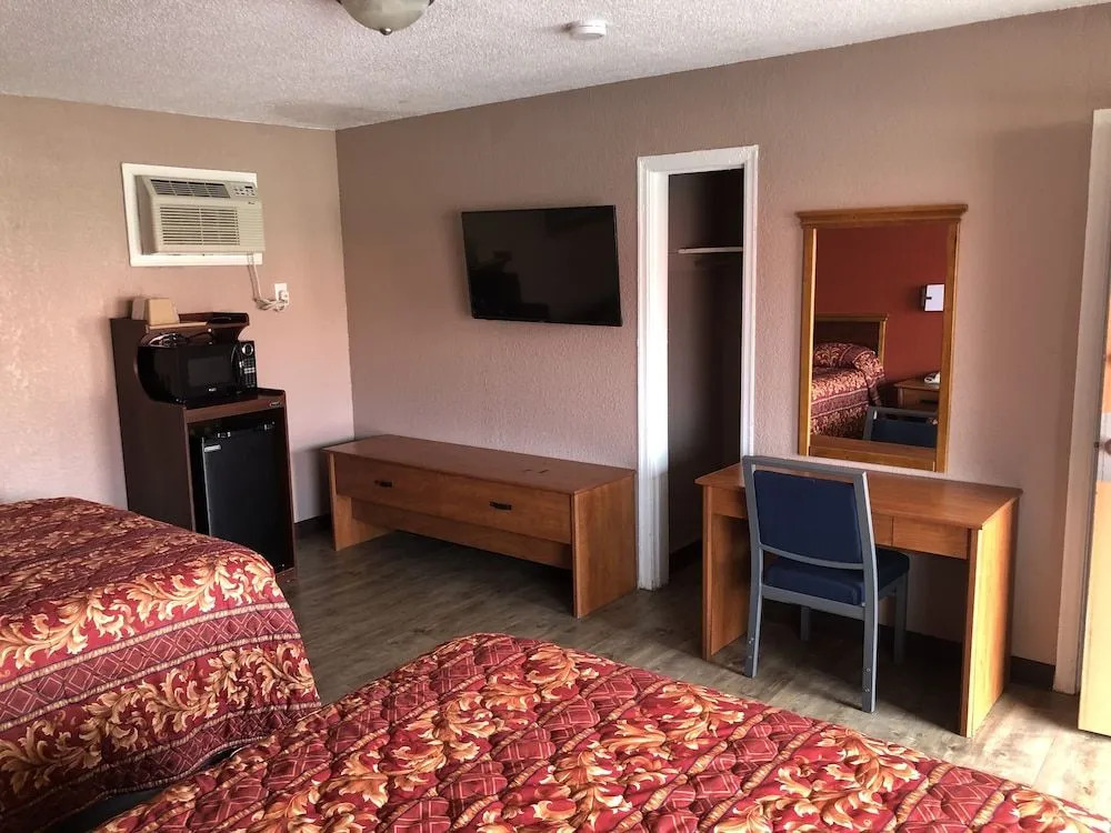Budget Inn - New Albany