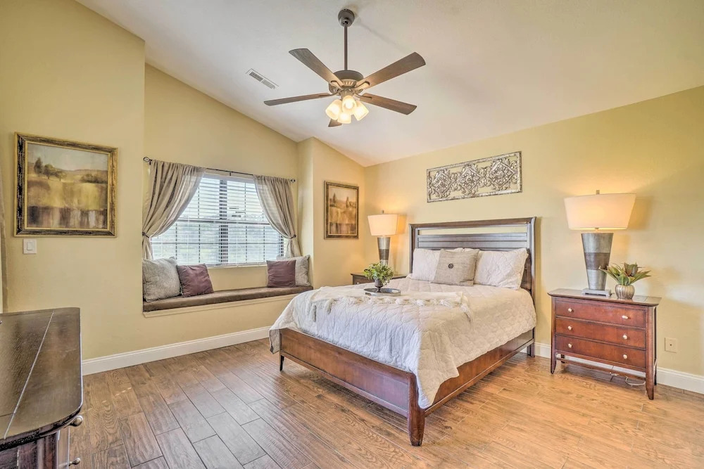 1 Block to Branson Strip: Condo w/ Views & Pool!