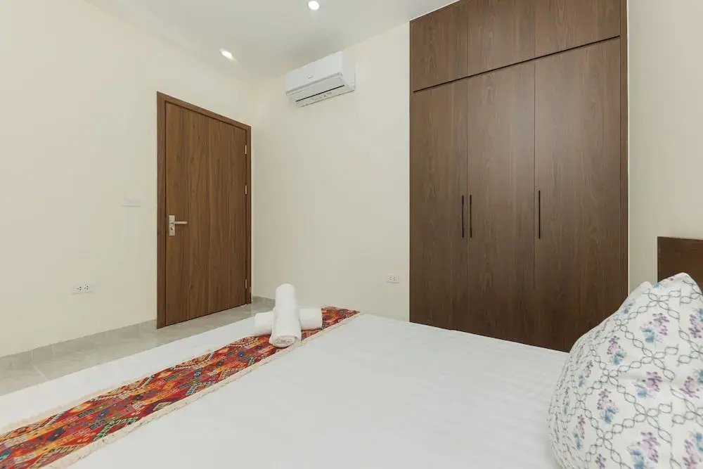 Townhouse Oak West Lake Apartment
