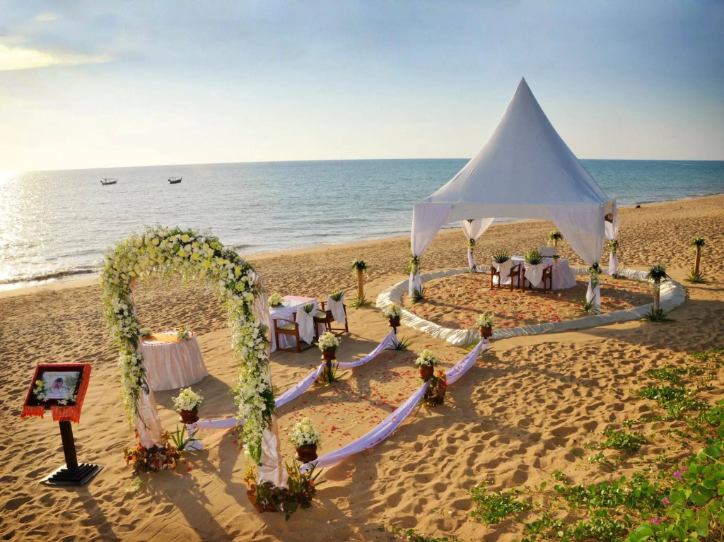 Mukdara Beach Villa & Spa Resort