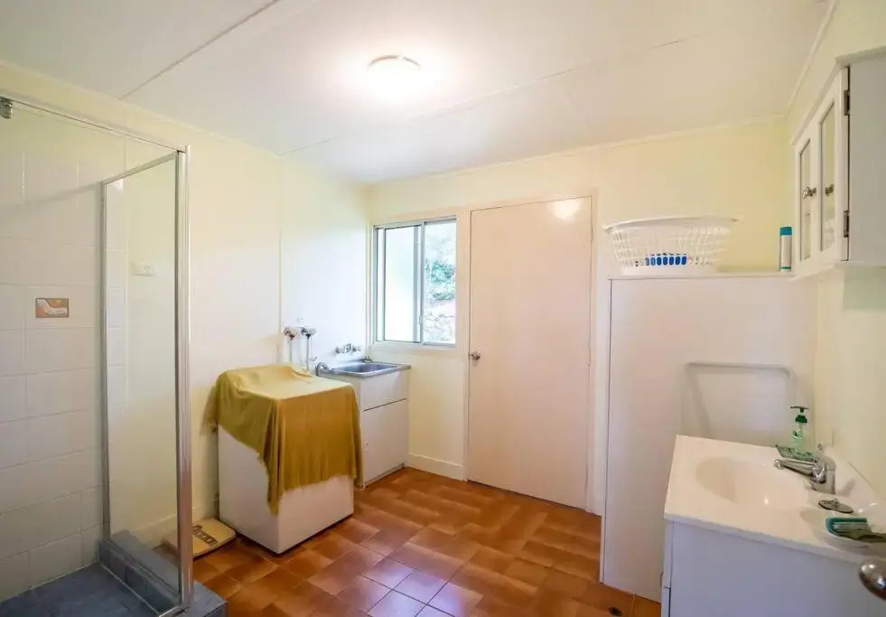 ARCADIA -Straddie original 3 bedroom house with ocean views