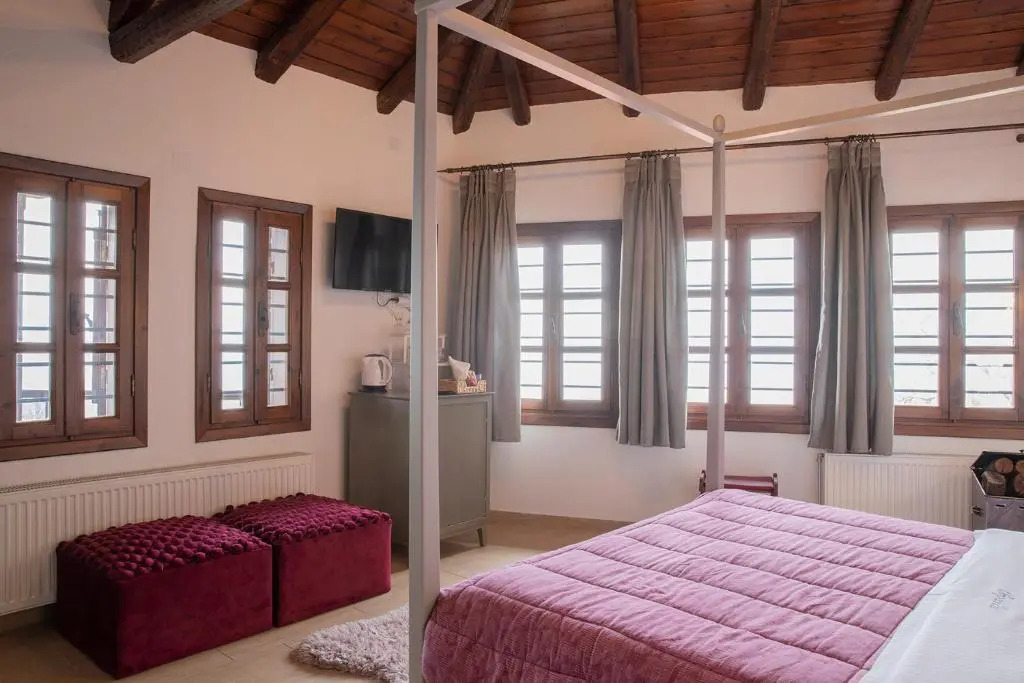 Kyrani Guesthouse