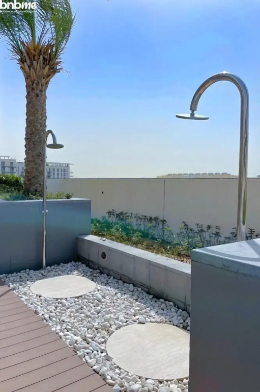In Proximity to Dubai South Bnbmehomes